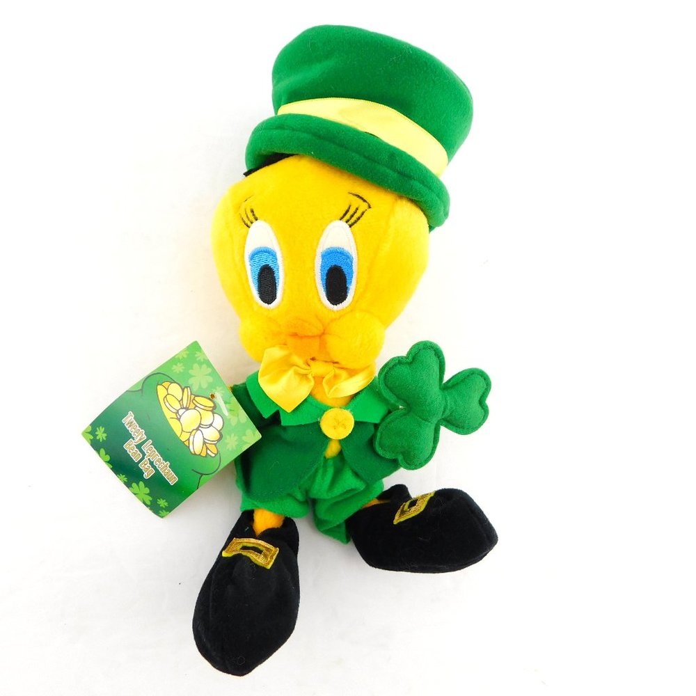 NWT TWEETY Bird Shamrock IRISH Bean Bag Plush Limited Edition
